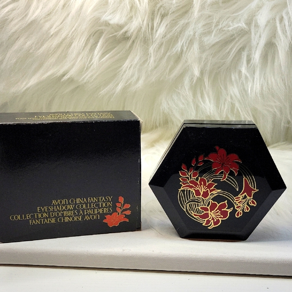 3/$25 Avon Vintage China Fantasy Eyeshadow Collection